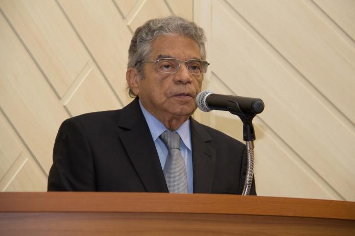 Durante a palestra, o advogado Marcelo Cerqueira defendeu os protestos da sociedade contra a violência (Foto: Brunno Dantas/TJRJ)