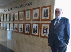 O Corregedor-Geral da Justiça no biênio de 2013-2014, Des. Valmir de Oliveira Silva