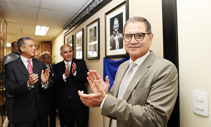 imagem - Desembargador Agostinho Teixeira é homenageado na Galeria da Cejesp
