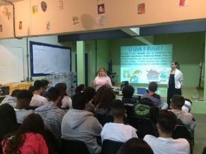 Psicólogas do Deape falaram sobre a violência na família, na escola e no espaço urbano