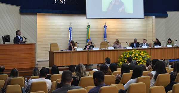 Imagem sem descrição