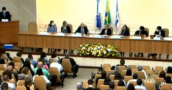 Imagem sem descrição