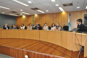 Paulo Pacheco, Diretor da DIPEA; Daniela Gonçalves, Diretora da DGFAJ; Jane Gonçalves Amaral, Encarregada da DIOJA; Roselee Bittencourt, Nauro Afonso Marins funcionários da DGFAJ; Patrícia Tavares, Rosaura Domingues, equipe da DGTEC e Max Gonçalves, do Departamento de Distribuição.