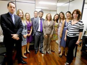 A equipe jurídica das Casas Bahia e interesses da Família Klein.