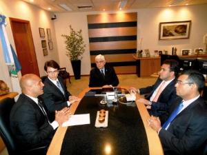 O juiz Paulo Jangutta, o juiz do CNJ Fabrício Dornas Carata, o corregedor-geral des. Azevedo Pinto, o juiz da CGJ Arthur Eduardo Magalhães e o chefe de gabinete da CGJ Geraldo Aymoré.