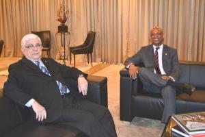 O Corregedor-Geral da Justiça, Des. Azevedo Pinto e o Defensor Público Geral, Dr. Nilson Bruno Filho.
