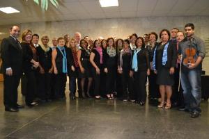 O coral da CGJ com regentes.
