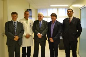 O Diretor do hospital Milton Filho, o Corregedor-Geral, Des. Azevedo Pinto, os Diretores da unidade Newton Salles e Wagner Pelegrine e o Chefe de Gabinete, Geraldo Aymoré.