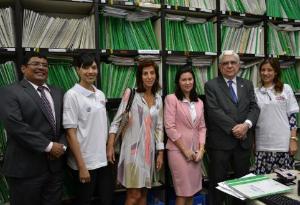Os Juízes Marcelo Barbosa, Maria Daniella Binato , Valéria Pachá, Renata Amaral, o Corregedor-Geral e a Juíza Titular do 1° Juizado de Violência Doméstica e Familiar contra Mulher, Adriana Ramos de Mello.