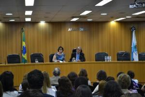 Os Desembargadores Marilene Melo Alves e Sidney Hartung.