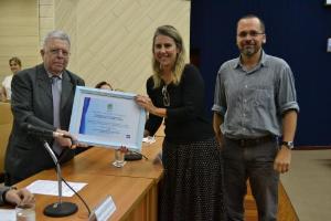 O diploma entregue à DIATI, Divisão de Apoio Técnico Interdisciplinar.