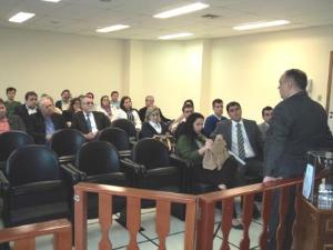 O Diretor da DIMEX, Euclides Corrêa Guinancio em reunião com os Titulares, Delegatários e Responsáveis pelo Expediente dos Serviços Extrajudiciais do 3° NUR