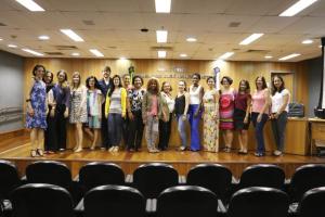 Assistentes sociais do Tribunal de Justiça do Rio durante o encerramento do Ciclo de Debates