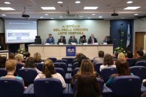 Aula inaugural do mestrado aconteceu em auditório da Emerj
