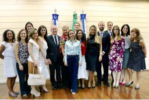 Equipe técnica, responsável por implantar o Depoimento Especial no TJRJ, com o desembargador José Antônio Daltoé Cezar  (gravata preta)