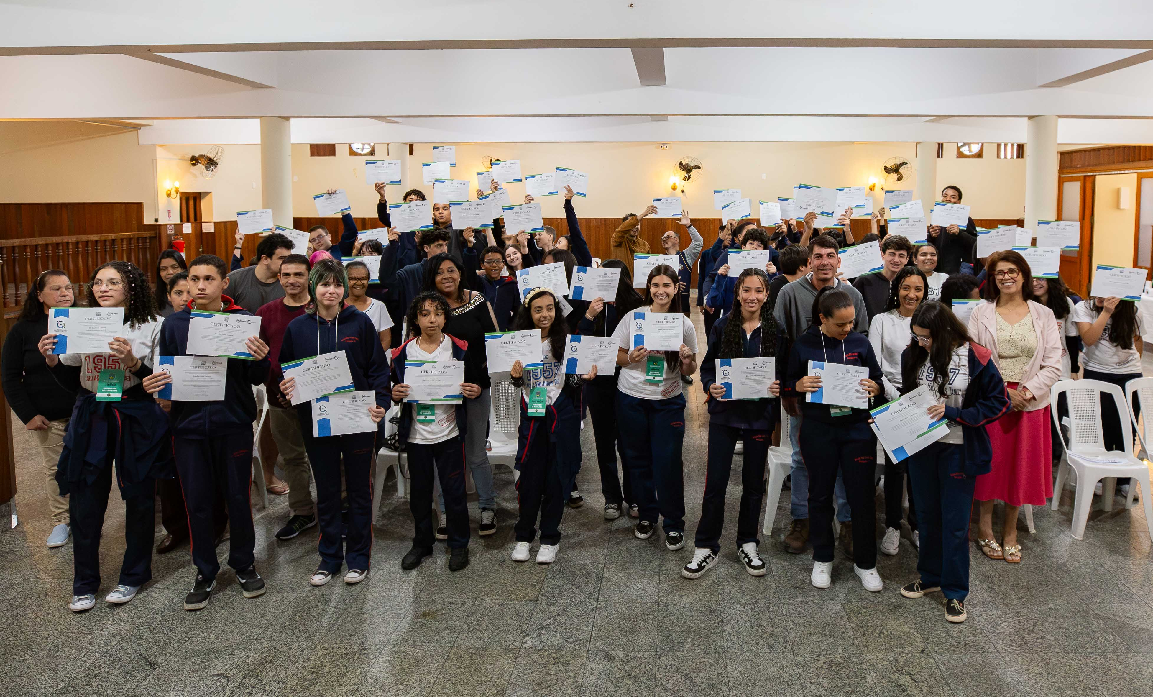 imagem - Projeto piloto certifica estudantes para atuar como mediadores de conflito em Petrópolis 