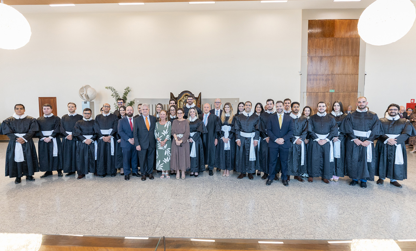 imagem - Aprovados no 50º Concurso da Magistratura tomam posse como juízes de 1ª Entrância