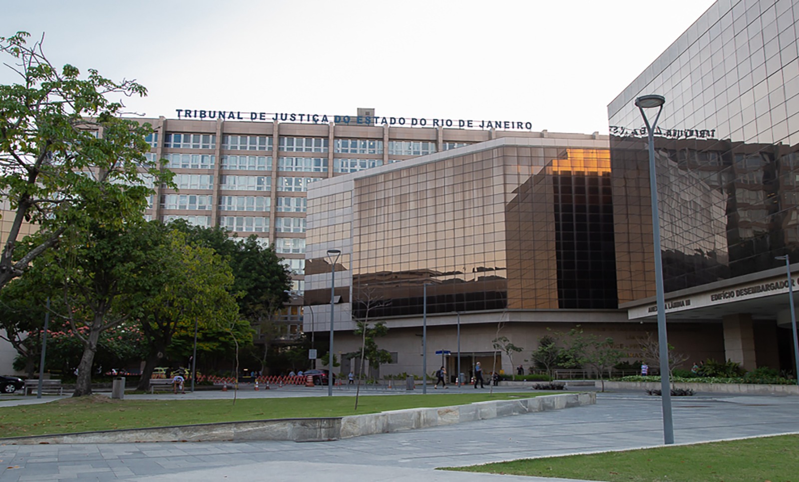 imagem - Estado do Rio, concessionárias de serviços públicos e bancos lideram lista de processos no Judiciário fluminense