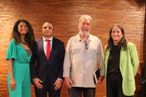 Lívia Prado, Rodrigo Henrique Luiz Corrêa, Secretário de Integridade e Transparência da Prefeitura do Rio de Janeiro; Prof. Sergio Eloy Pimenta e a Desa. Cláudia Maria Oliveira Motta