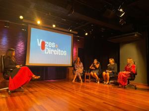 Gravação do Podcast Vozes e Direitos com as magistradas: Katerine Jatahy Kitsos Nygaard, Luciana Fiala de Siqueira Carvalho, Ane Cristine Scheele Santos e Camila Rocha Guerin