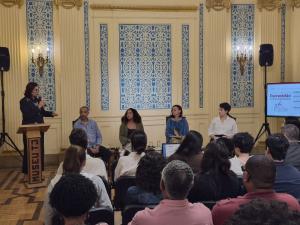 Siléa Macieira, diretora do Museu da Justiça abre o evento Museu Convida Arquivos Judiciais da Escravidão no Vale do Paraiba Fluminense