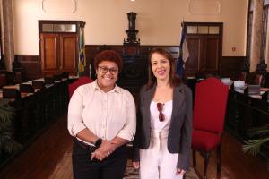 Sthefani Teixeira e a convidada Yonara Costa