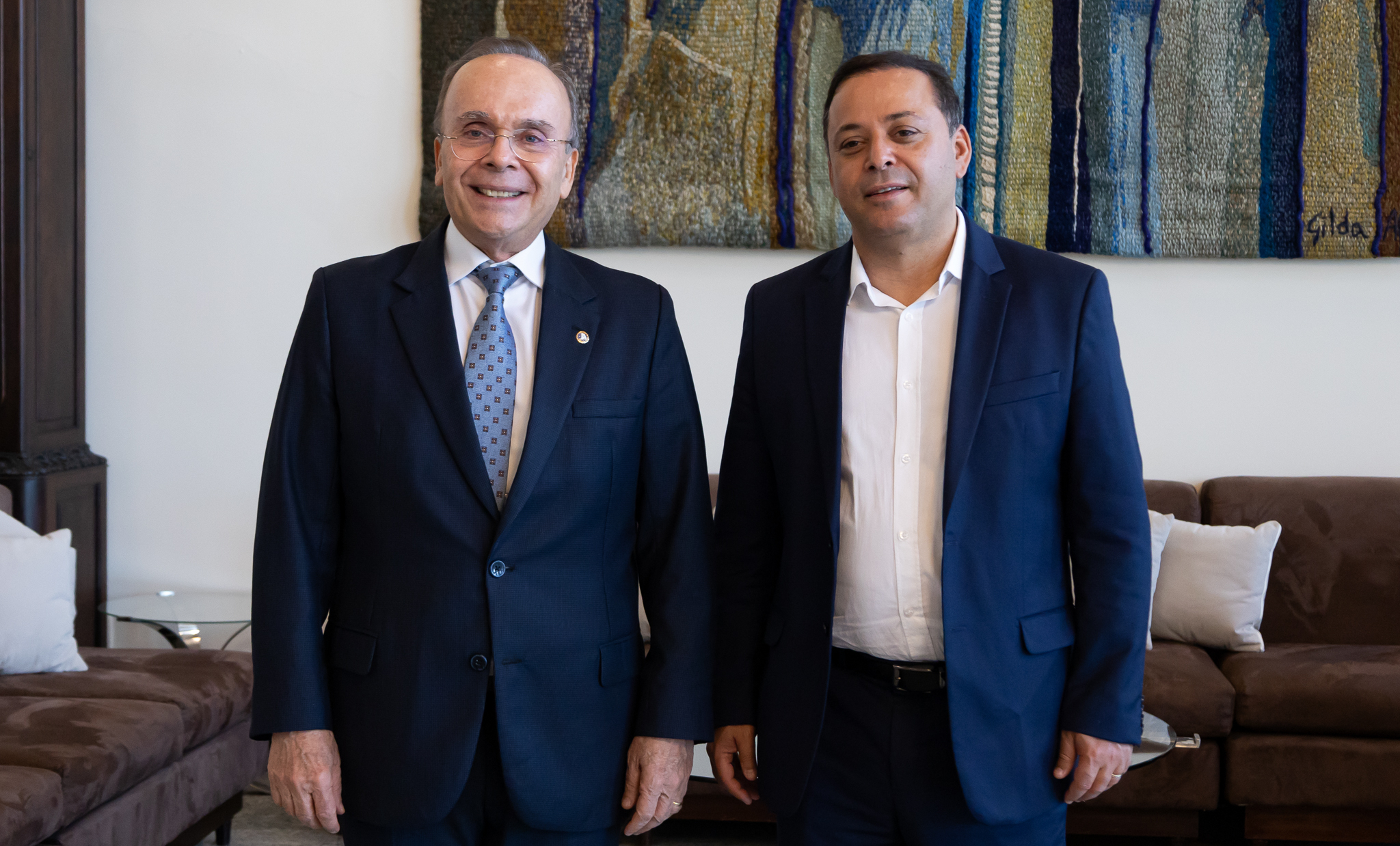 O desembargador Ricardo Rodrigues Cardozo, presidente do TJRJ, e o prefeito eleito de Niterói Rodrigo Neves 