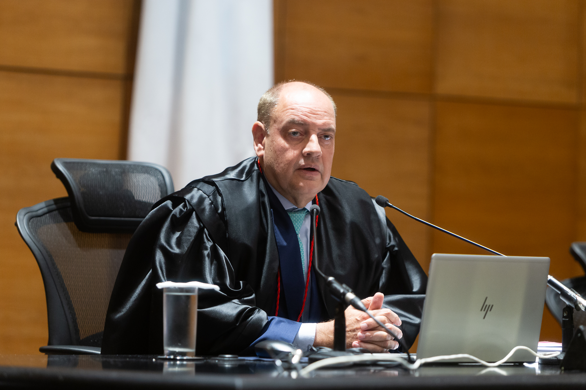 Foto do presidente do TJRJ no Plenário Ministro Waldemar Zveiter