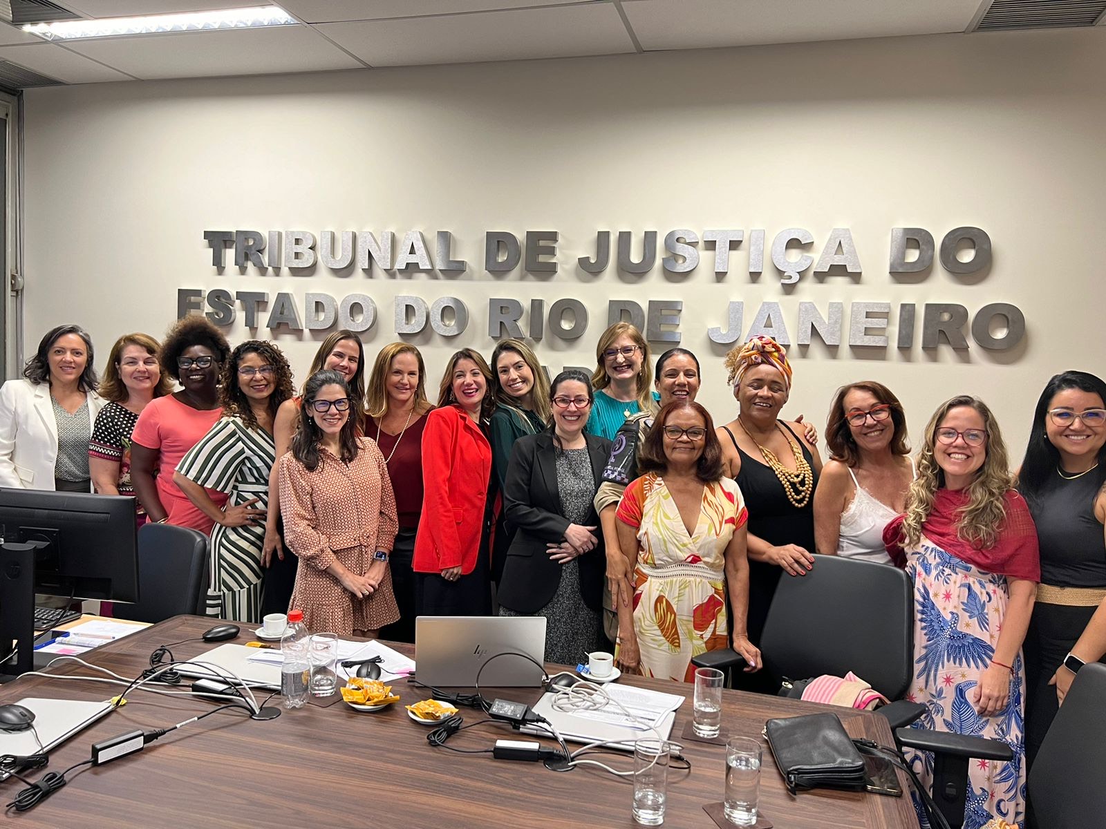 Coem realizou a última reunião da Rede de Enfrentamento à Violência Doméstica e Familiar contra a Mulher do ano de 2024