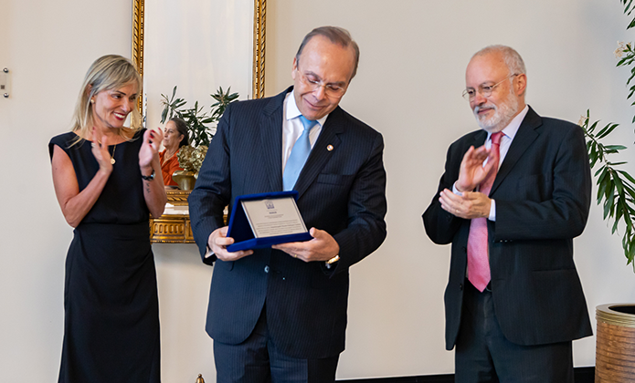 Presidente do TJRJ é homenageado pela SGSUS