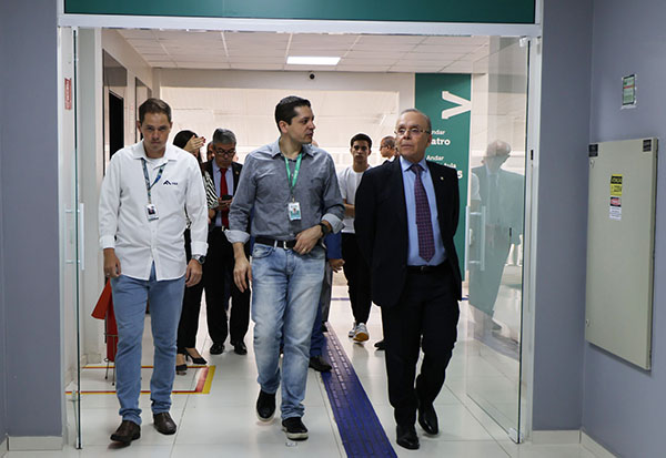 Visita ao hospital escola de Valença